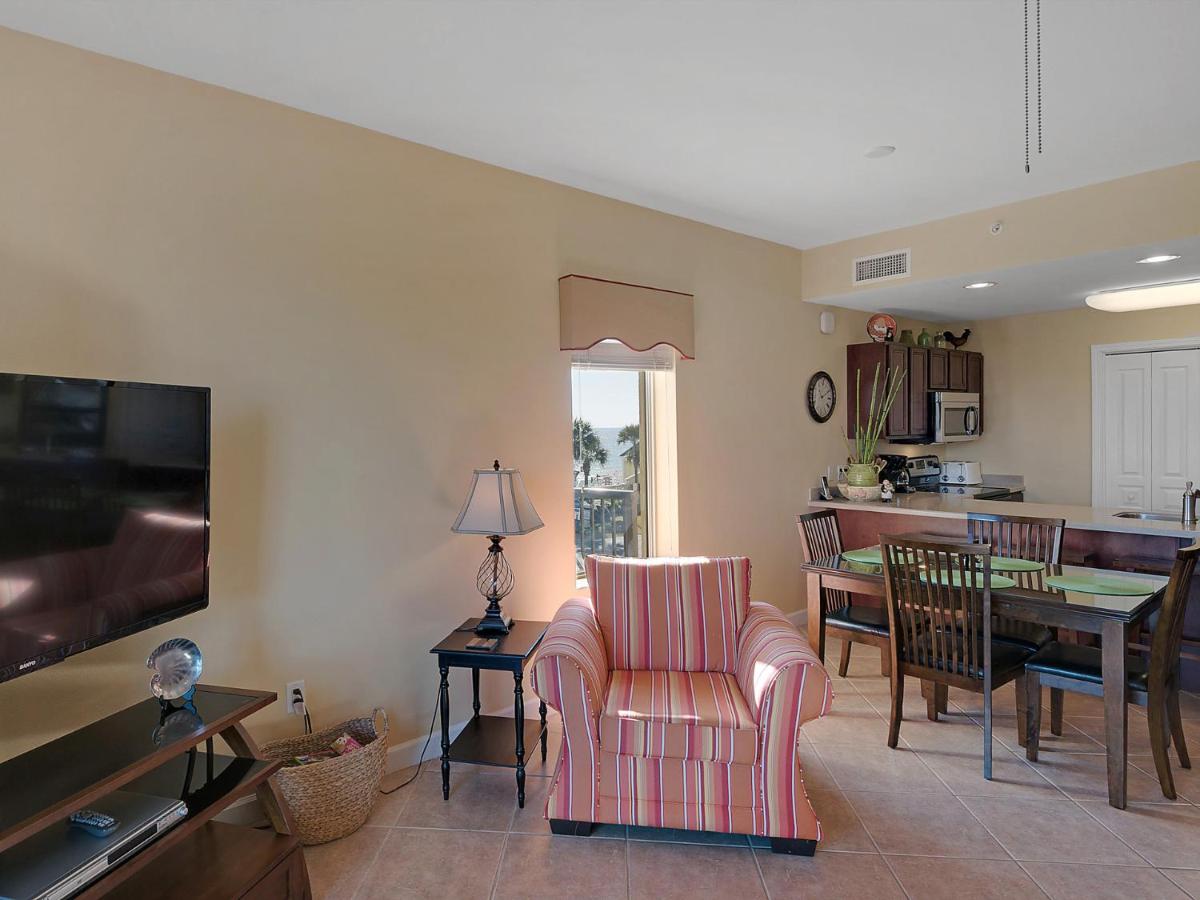 Popular attractions Area Nearby Property